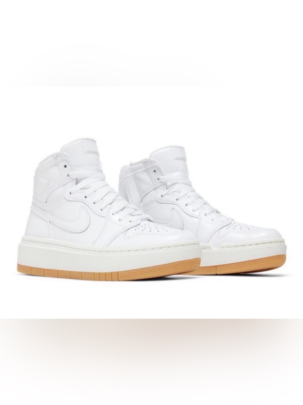 White Nike Jordan 1 Elevate high top
Woman's Size 8 Sneakers